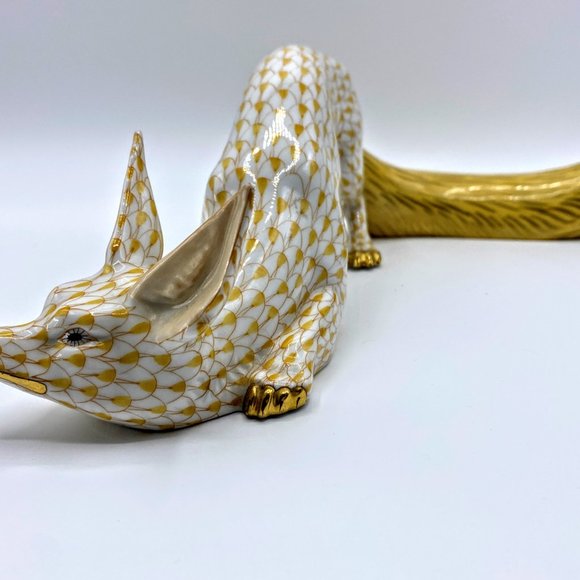 Herend Hungary hand painted yellow fishnet 24K accent Figurine Large Sneaky Fox - Picture 2 of 13